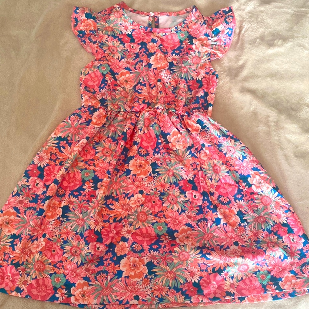 Size 6-7 Girls Floral dress 🌸 NWT
